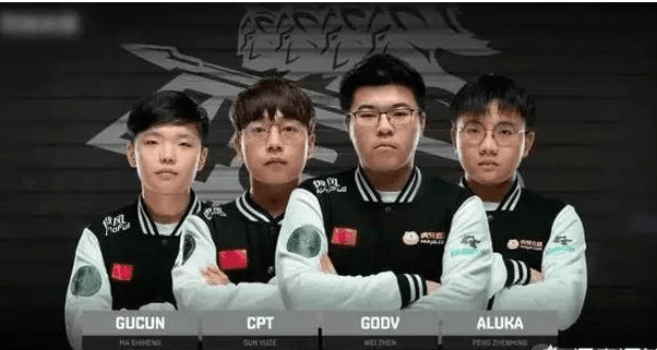 丰富的社交 丰富的社交