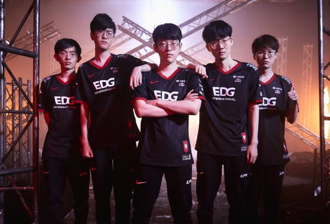 对于巴萨而 对于巴萨而