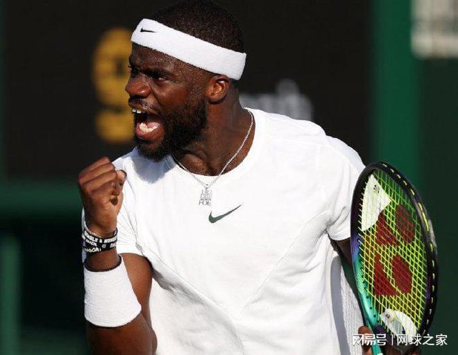 效率差距，法国0-2克罗地亚全场数据：射门17-8，射正6-4.